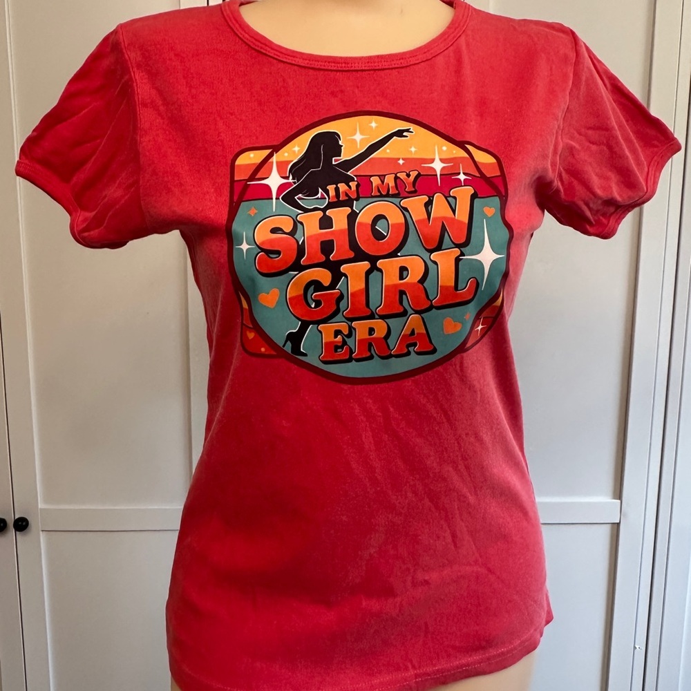 In my showgirl era , Swiftie wear, Women's Scoop Neck tee in dark Pink - M